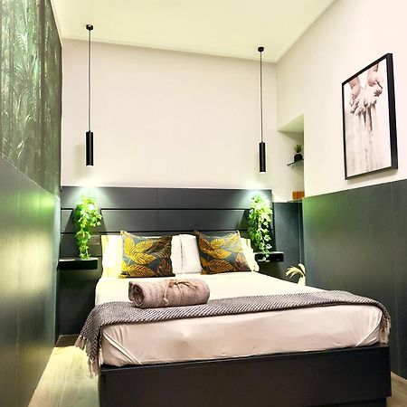 Falco Luxury Home เนเปิลส์ ภายนอก รูปภาพ