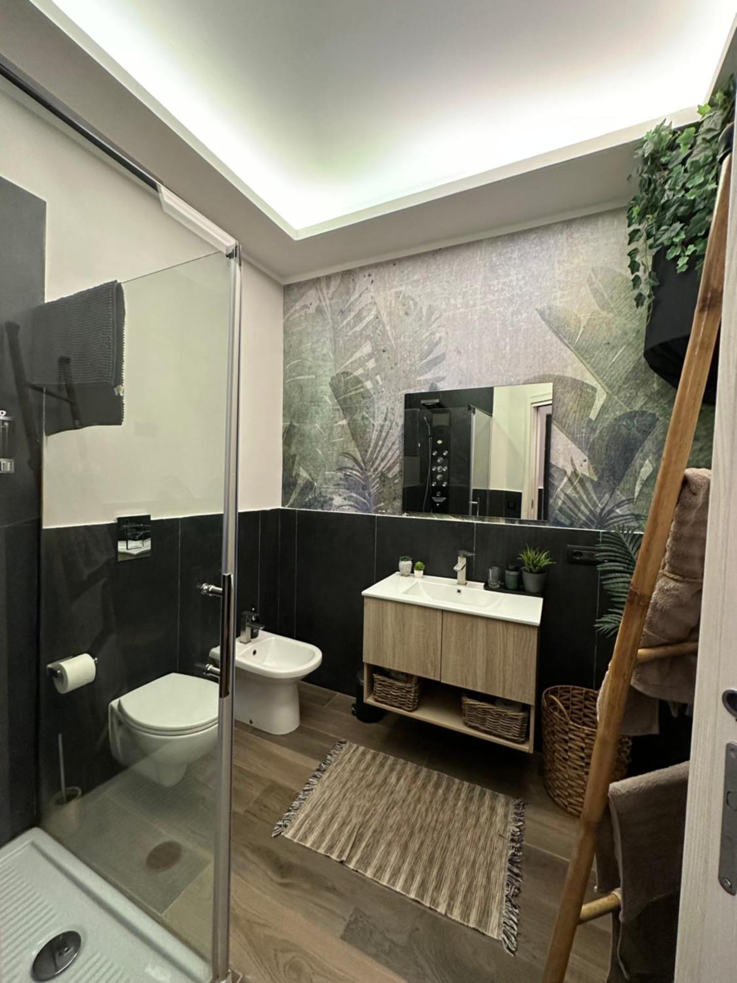Falco Luxury Home เนเปิลส์ ภายนอก รูปภาพ