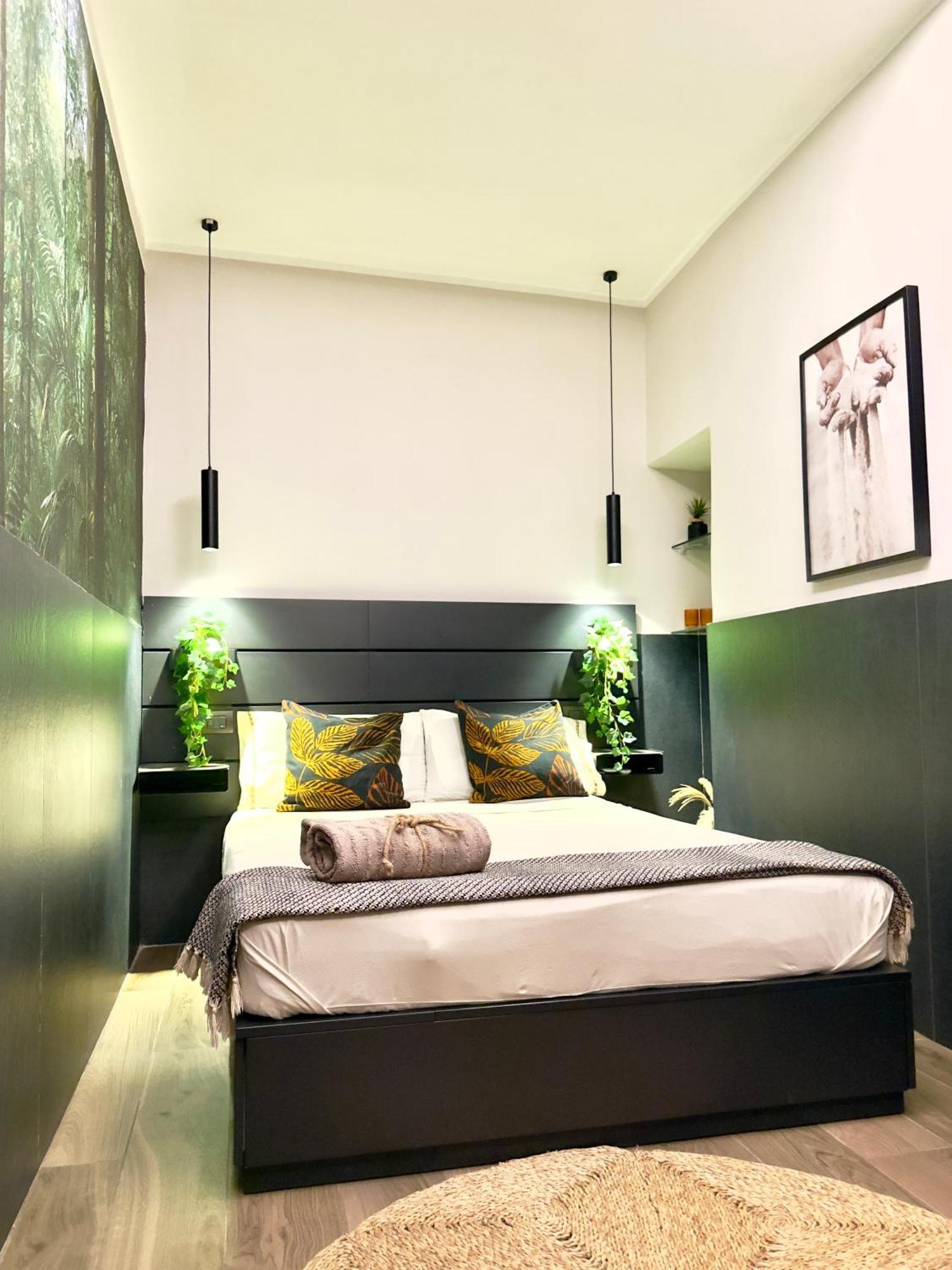 Falco Luxury Home เนเปิลส์ ภายนอก รูปภาพ